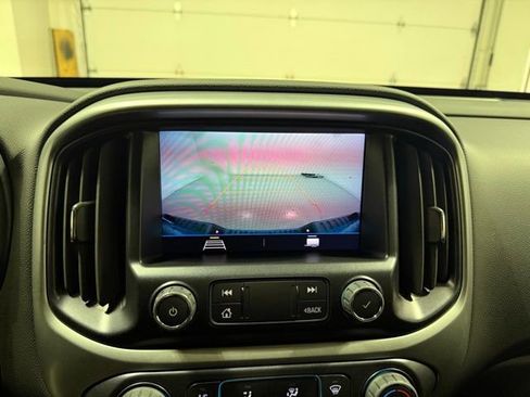 Certified 2022 Chevrolet Colorado LT w/ LT Convenience Package image 17