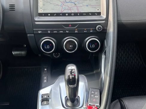 Used 2018 Jaguar E-PACE SE AWD/4WD image 19