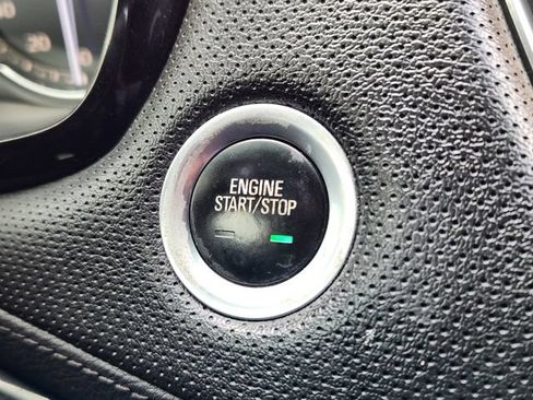 Certified 2020 Cadillac XT5 Premium Luxury FWD image 23