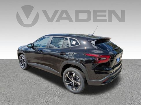 New 2026 Chevrolet Trax RS w/ Driver Confidence Package FWD image 25