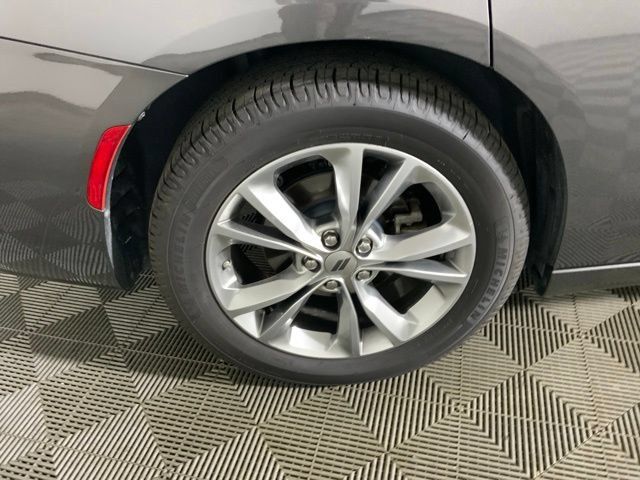 Used 2022 Dodge Charger SXT AWD/4WD image 12