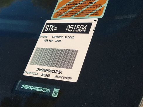 Certified 2022 Ford Explorer XLT w/ Equipment Group 202A image 31