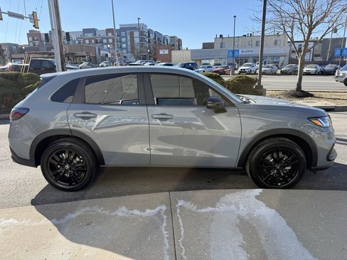 New 2026 Honda HR-V Sport image 4