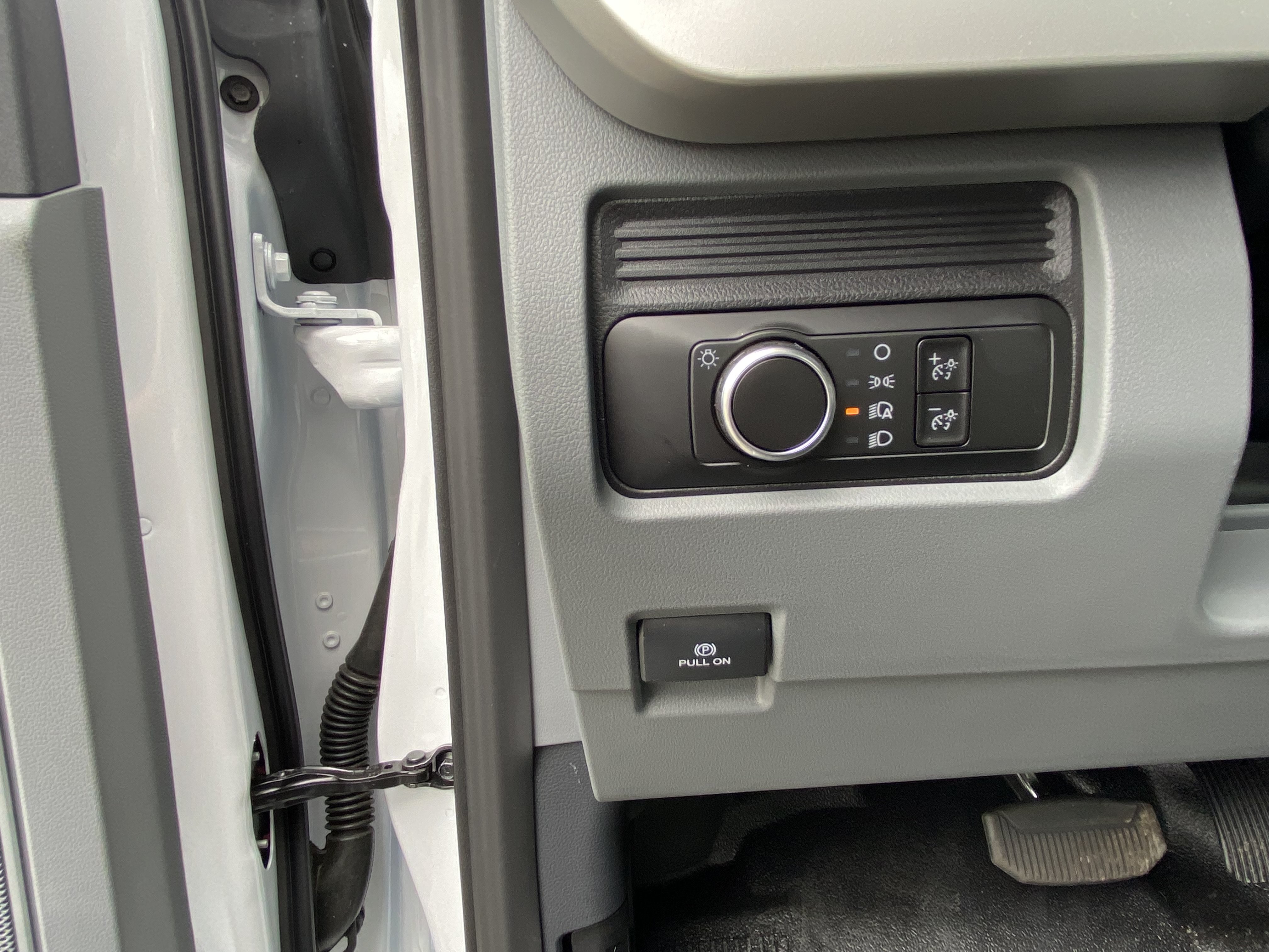 New 2026 Ford F550 4x4 Regular Cab Super Duty image 11
