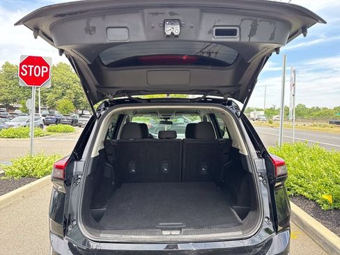 Certified 2024 Nissan Rogue S FWD image 29