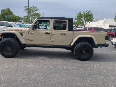 Used 2020 Jeep Gladiator Rubicon AWD/4WD image 7