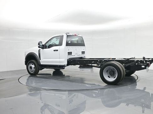 New 2025 Ford F550 2WD Regular Cab Super Duty image 6