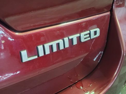 Used 2024 Jeep Grand Cherokee Limited w/ Luxury Tech Group II AWD/4WD image 33