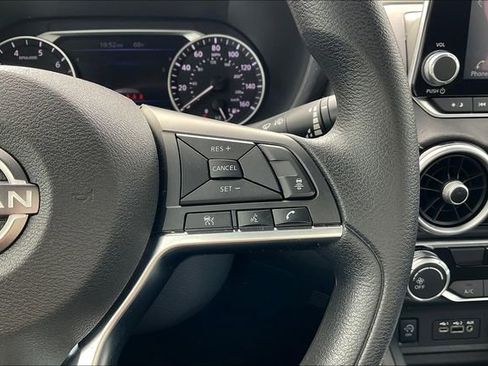 Used 2024 Nissan Sentra SV image 18