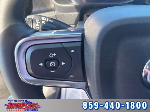 Used 2023 Volvo XC40 Recharge Ultimate image 33