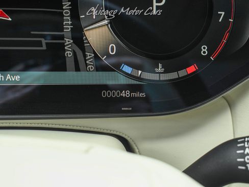 Used 2026 Land Rover Range Rover Long Wheelbase SE AWD/4WD image 13