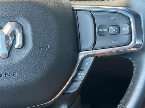 Used 2024 RAM 1500 Laramie AWD/4WD image 31