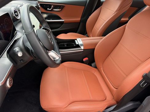 Certified 2026 Mercedes-Benz C 300 4MATIC Sedan image 5