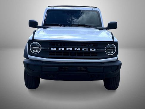 New 2025 Ford Bronco Base image 2