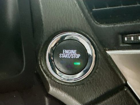 Used 2020 Chevrolet Tahoe Premier RWD image 39