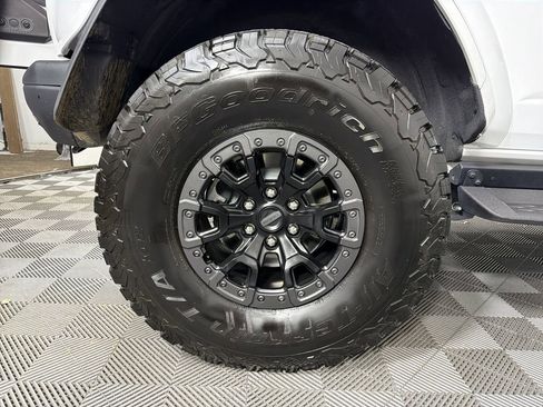 Used 2024 Ford Bronco Raptor w/ Interior Carbon Fiber Pack 6 image 15