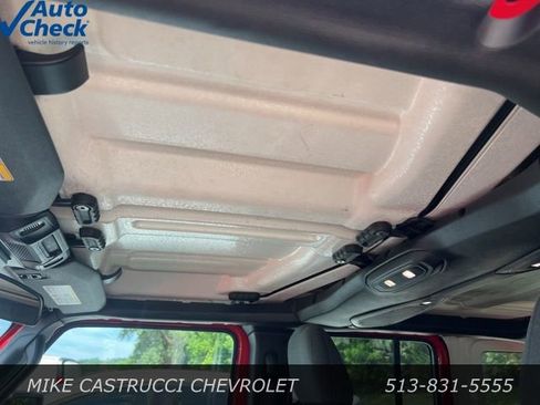 Used 2024 Jeep Wrangler Unlimited Rubicon AWD/4WD image 11