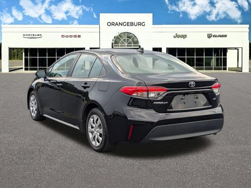 Used 2024 Toyota Corolla LE FWD image 6