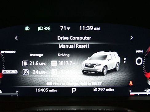 Used 2024 Nissan Pathfinder Platinum FWD image 46