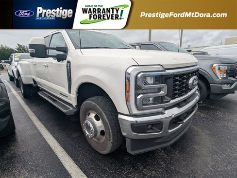 Used 2023 Ford F350 Lariat image 1