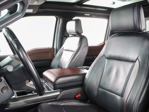 Used 2022 Ford F150 Lariat w/ Equipment Group 502A High image 29