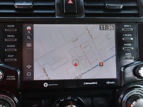 Used 2022 Toyota 4Runner TRD Off-Road Premium AWD/4WD image 33