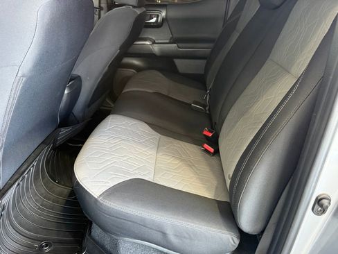 Certified 2021 Toyota Tacoma TRD Off-Road w/ Technology Package image 33