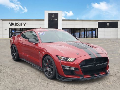 Used 2021 Ford Mustang Shelby GT500 w/ Carbon Fiber Track Pack image 1