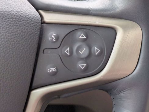 Used 2022 GMC Acadia Denali w/ Denali Technology Package FWD image 24