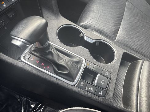Used 2020 Kia Sportage SX image 22