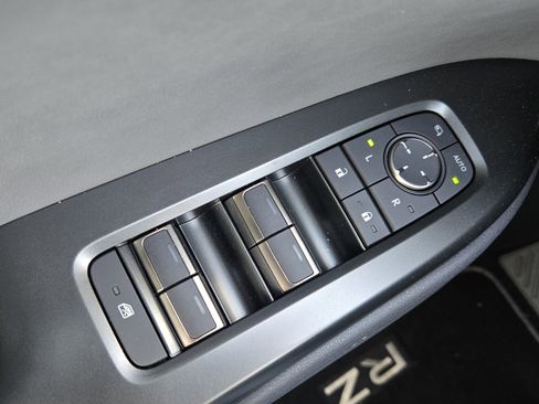 New 2026 Lexus RZ 450e AWD image 33