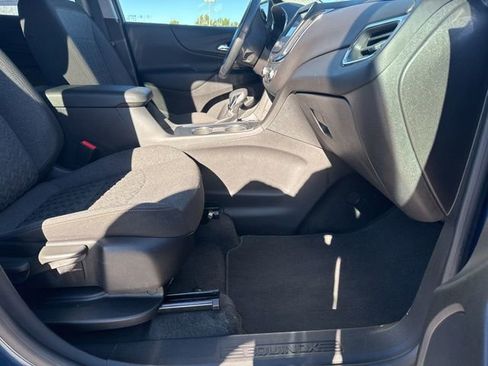 Used 2024 Chevrolet Equinox LT image 22