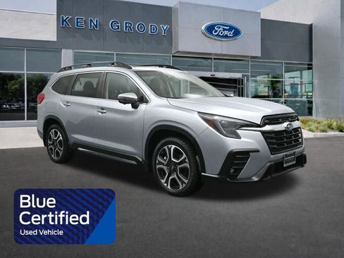 Used 2023 Subaru Ascent Limited w/ Technology Package AWD/4WD image 1