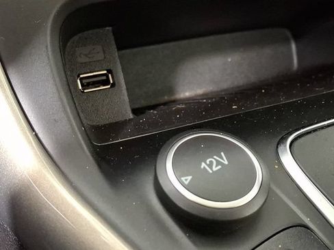 Used 2015 Ford Focus Titanium FWD image 24