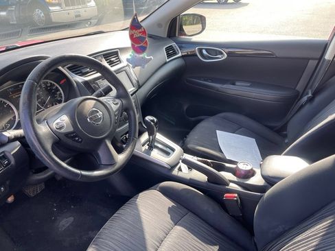 Used 2019 Nissan Sentra SV FWD image 6