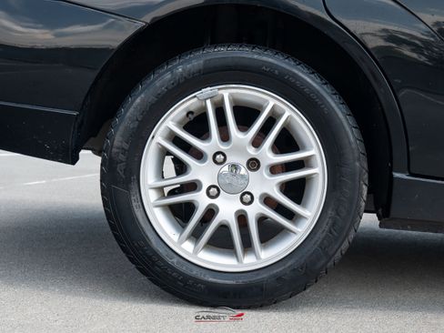 Used 2005 Ford Focus S FWD image 10