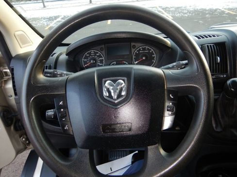 Used 2014 RAM ProMaster 2500 w/ Interior Convenience Group image 7