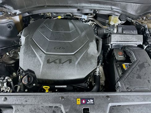 Used 2025 Kia Telluride S image 36