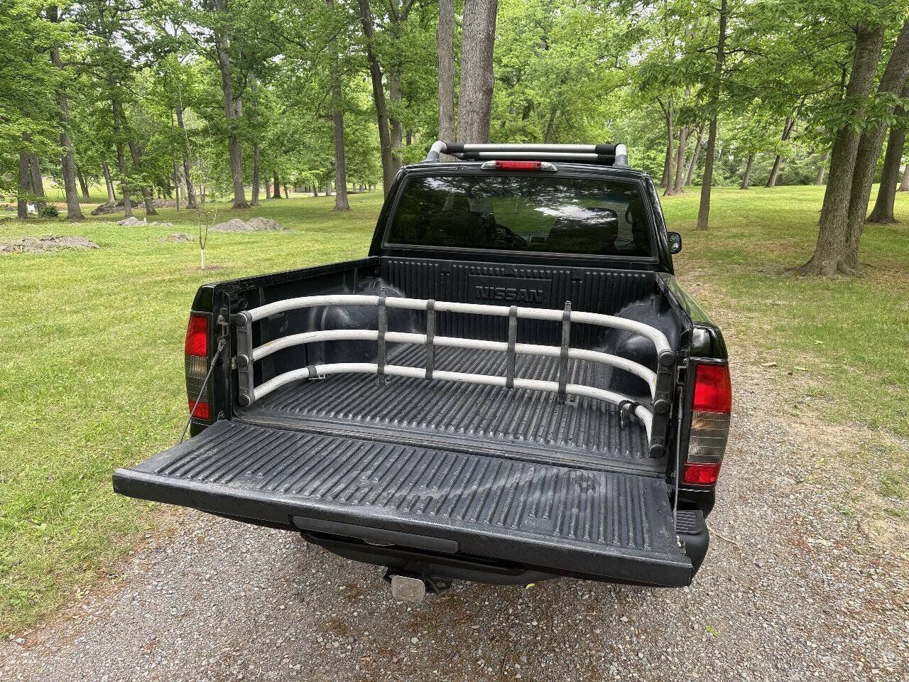 Used 2002 Nissan Frontier SE AWD/4WD image 46