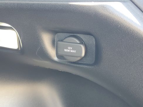 Certified 2023 Honda HR-V LX image 12