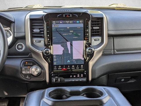 Used 2022 RAM 1500 Laramie image 15