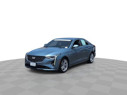 Certified 2024 Cadillac CT4 Luxury w/ Cold Weather Package RWD image 4