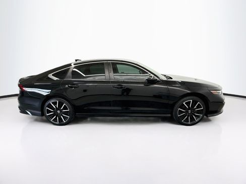 Used 2023 Honda Accord LX image 10