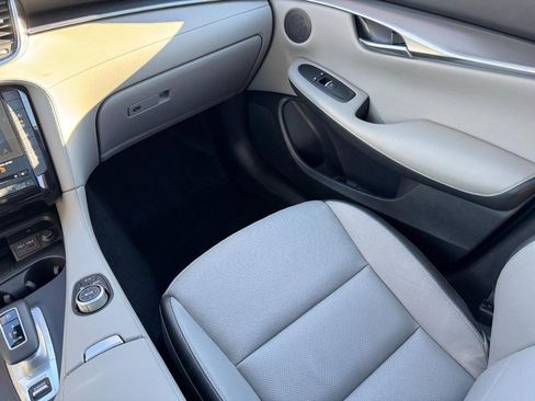 Used 2025 INFINITI QX50 Luxe image 15