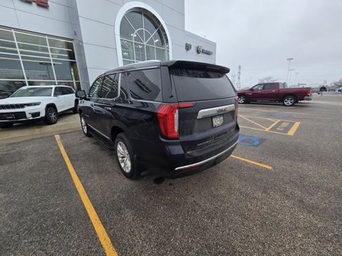 Used 2022 GMC Yukon SLT w/ SLT Premium Package image 6