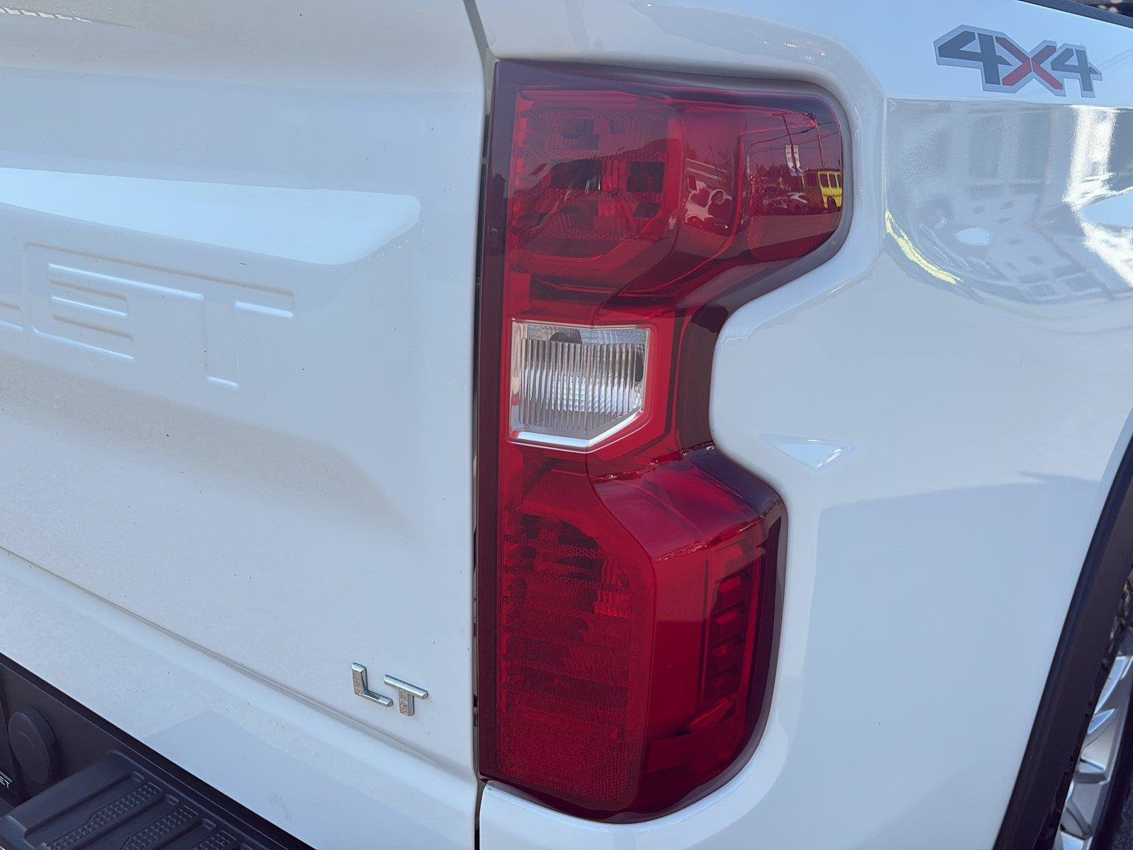 Used 2020 Chevrolet Silverado 1500 LT w/ Trailering Package AWD/4WD image 40