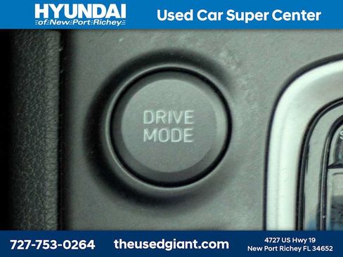 Certified 2021 Hyundai Kona SE FWD image 22