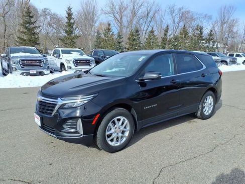 Used 2023 Chevrolet Equinox LT image 8