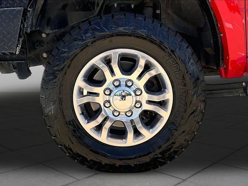 Used 2018 RAM 2500 Laramie AWD/4WD image 11