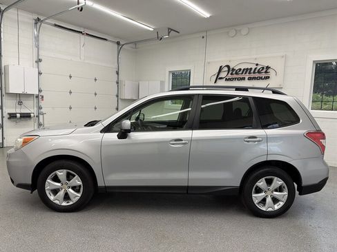 Used 2014 Subaru Forester 2.5i Premium w/ Popular Package #2 AWD/4WD image 8